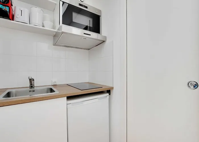 Intimate - 2 Guests - Le Marais Parigi